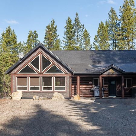 Villa Wolf Den Valemount Esterno foto